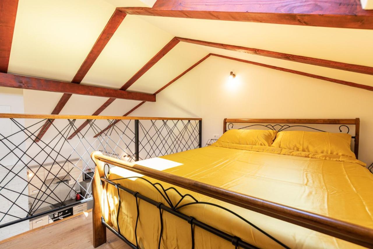 Apartament Gazic *
